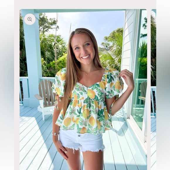 English Factory Women’s Lemon Print Puff Sleeve Top Medium - Picture 1 of 9